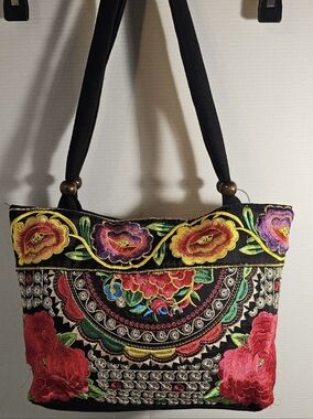 Authentic Mexican Embroidered Purse And Wallet